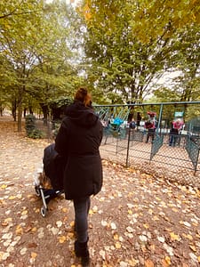 Au jardin du Luxembourg avec bébé
